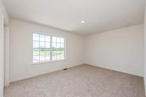 3218 Thoreau Dr, Portage, IN 46368 photo 9