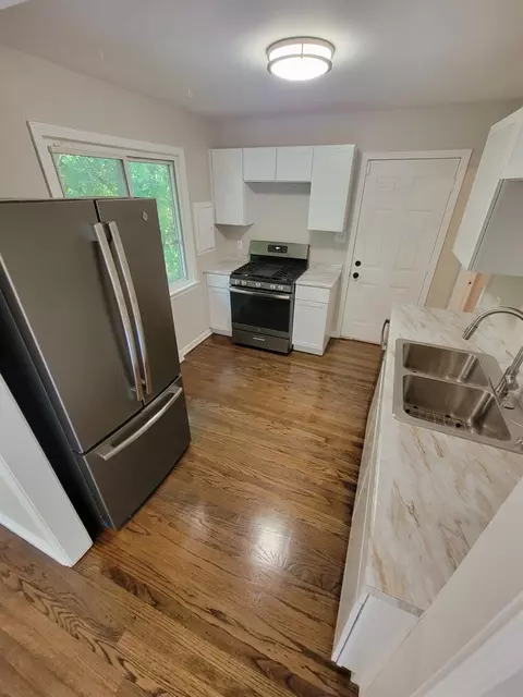 290 N Hamilton St, Gary, IN 46403 photo 2