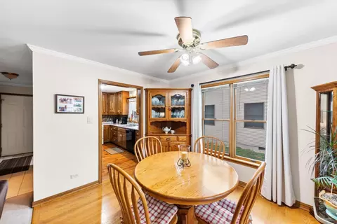 919 N Wheeler St, Griffith, IN 46319 photo 5