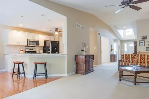 10787 Knickerbocker Ct, Saint John, IN 46373 photo 16
