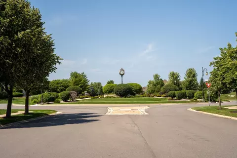 10787 Knickerbocker Ct, Saint John, IN 46373 photo 11