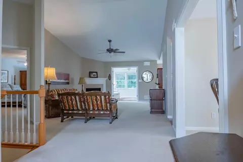 10787 Knickerbocker Ct, Saint John, IN 46373 photo 18