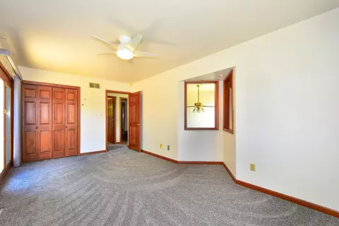3070 E 62nd Pl, Hobart, IN 46342 photo 22