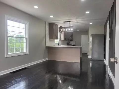 266 Mckinley St, Gary, IN 46404 photo 4