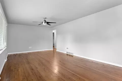 1029 N Dwiggins St, Griffith, IN 46319 photo 10