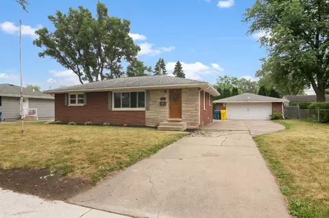 1029 N Dwiggins St, Griffith, IN 46319 photo 1
