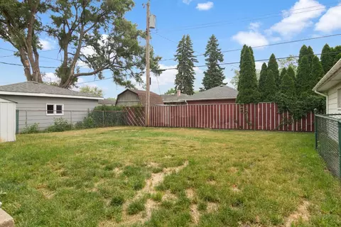 1029 N Dwiggins St, Griffith, IN 46319 photo 8