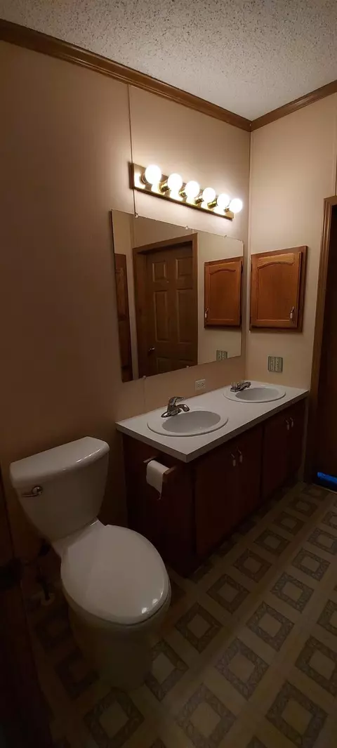 4125 S 300, La Porte, IN 46350 photo 2