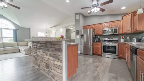 6441 Amanda Dr, Portage, IN 46368 photo 10