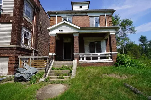 529 Jackson St, Gary, IN 46402 photo 3