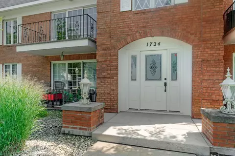 1724 Camellia Dr #E2, Munster, IN 46321 photo 2