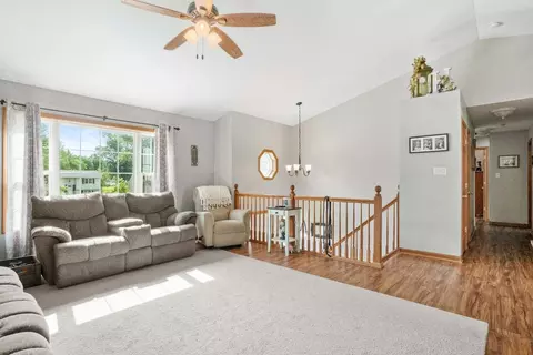 810 N Cline Ave, Griffith, IN 46319 photo 5