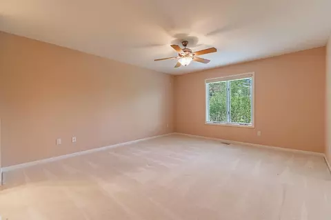 945 Cornwallis Ln, Munster, IN 46321 photo 12