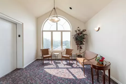 8421 Manor Ave #403, Munster, IN 46321 photo 11