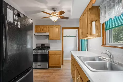 7610 Tapper Ave, Hammond, IN 46324 photo 9