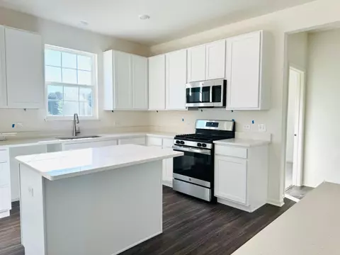11121 Florida Pl, Crown Point, IN 46307 photo 8