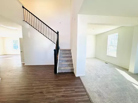 11121 Florida Pl, Crown Point, IN 46307 photo 2