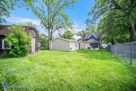 717 E Main St, Lowell, IN 46356 photo 4