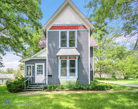 717 E Main St, Lowell, IN 46356 photo 1