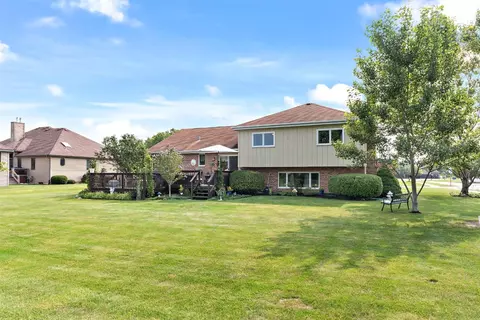 8426 Christopher Dr, Saint John, IN 46373 photo 26