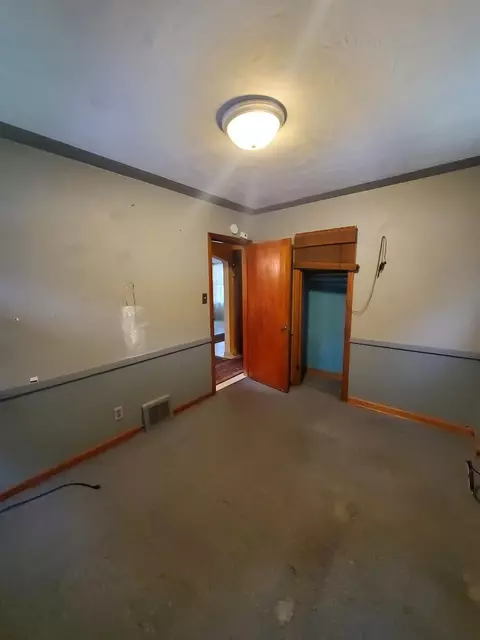 768 Durbin St, Gary, IN 46406 photo 5