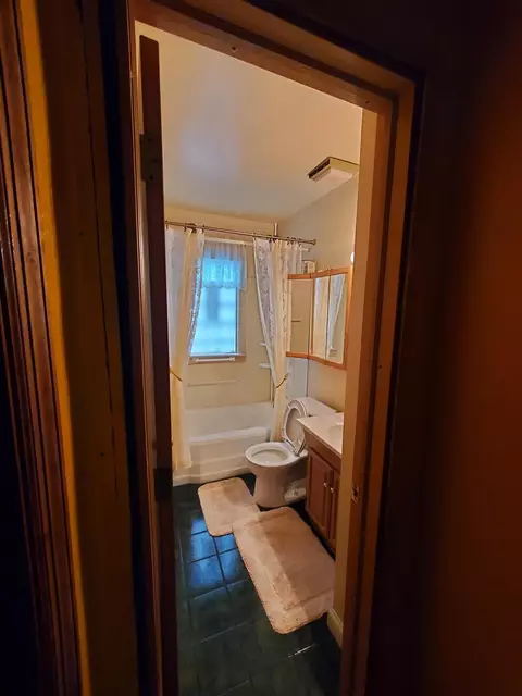 768 Durbin St, Gary, IN 46406 photo 6
