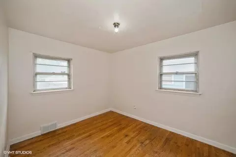 538 Dallas St, Gary, IN 46406 photo 1