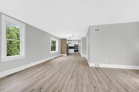 708 E Clark St, Crown Point, IN 46307 photo 4