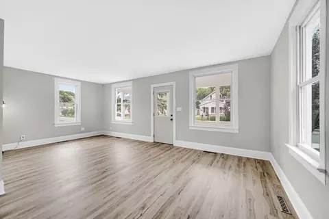 708 E Clark St, Crown Point, IN 46307 photo 6