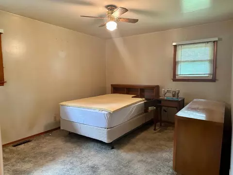 1726 E 46th Ave, Griffith, IN 46319 photo 10