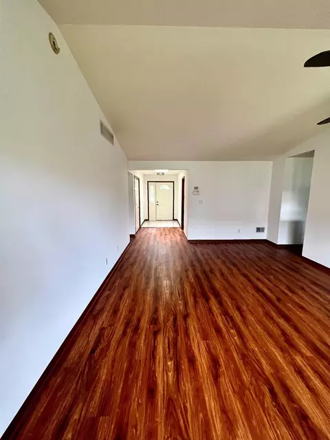 1060 Easy St #D, Crown Point, IN 46307 photo 10