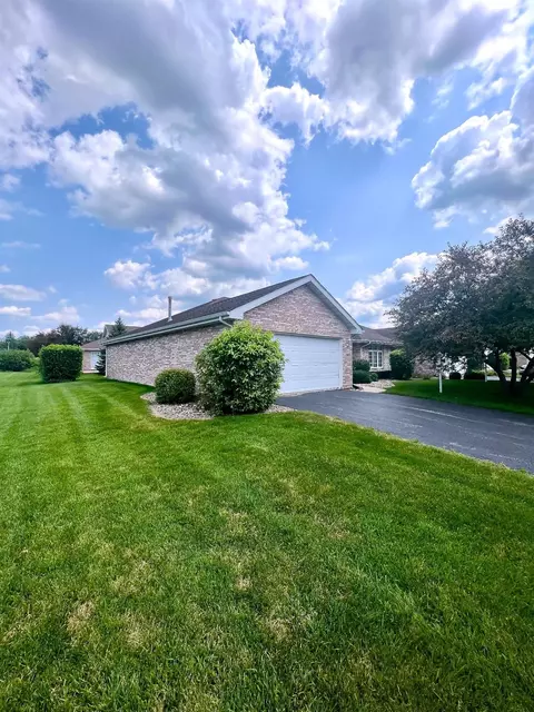 1060 Easy St #D, Crown Point, IN 46307 photo 4
