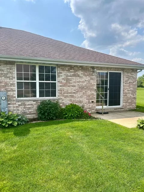 1060 Easy St #D, Crown Point, IN 46307 photo 7