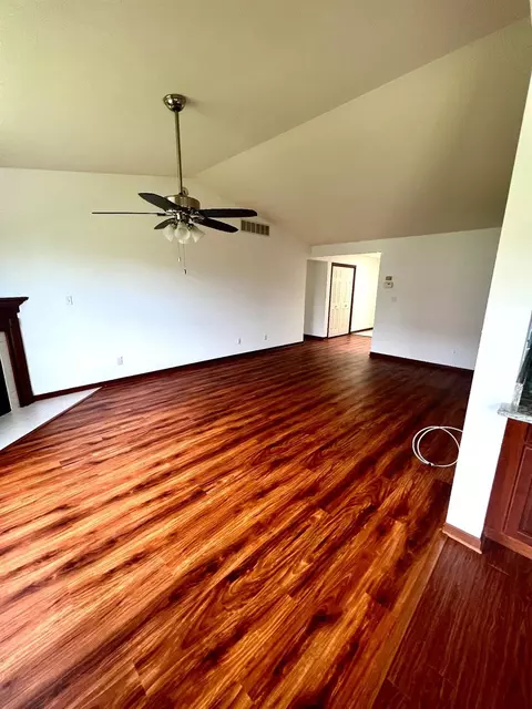 1060 Easy St #D, Crown Point, IN 46307 photo 12