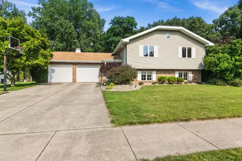 631 Heather Ct, Griffith, IN 46319 photo 1