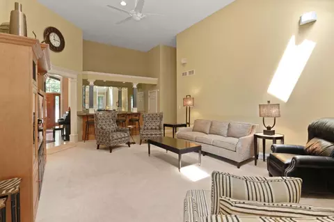 8355 Castle Dr, Munster, IN 46321 photo 9
