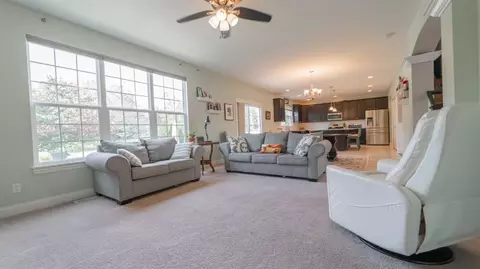 2352 Naples Dr, Valparaiso, IN 46385 photo 23