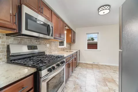 854 N Jay St, Griffith, IN 46319 photo 6