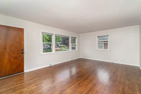 854 N Jay St, Griffith, IN 46319 photo 5