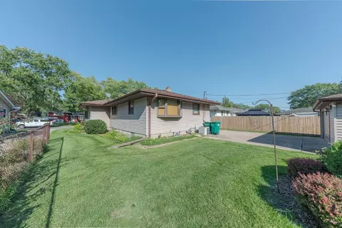 Undisclosed, Munster, IN 46321 photo 24