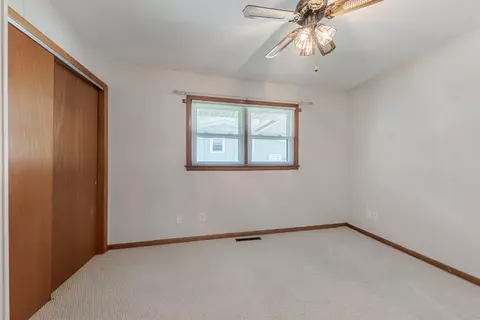 Undisclosed, Munster, IN 46321 photo 14