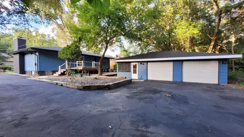 7615 Forest Ave, Gary, IN 46403 photo 3
