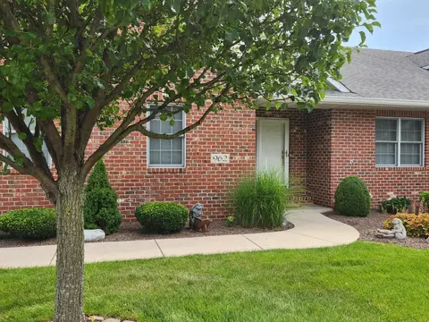 962 Ryan Ct, Crown Point, IN 46307 photo 4