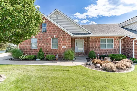 962 Ryan Ct, Crown Point, IN 46307 photo 2