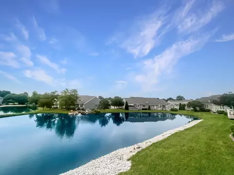 832 Pheasant Dr, Crown Point, IN 46307 photo 3