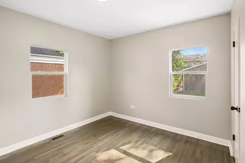 331 Taney St, Gary, IN 46404 photo 8
