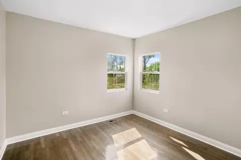331 Taney St, Gary, IN 46404 photo 9