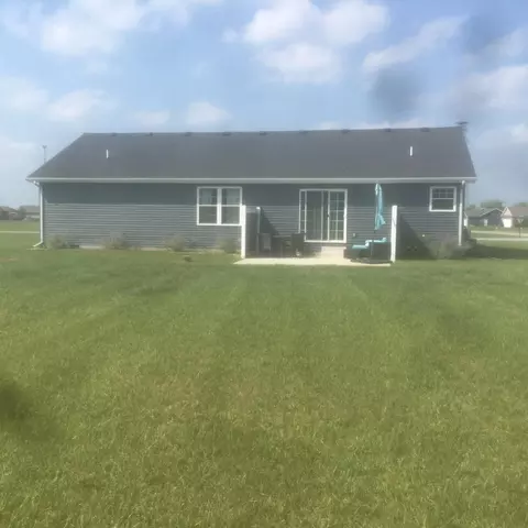 4425 Primrose Trl, Wheatfield, IN 46392 photo 2
