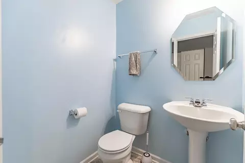 11155 Vermont Cir, Crown Point, IN 46307 photo 8