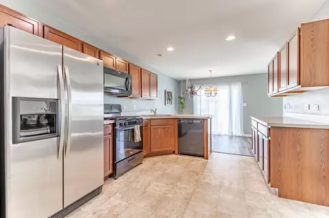 11155 Vermont Cir, Crown Point, IN 46307 photo 5